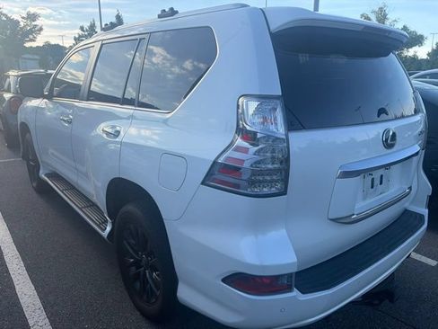 Used 2022 Lexus GX 460 Premium w/ Premium Package AWD/4WD image 8