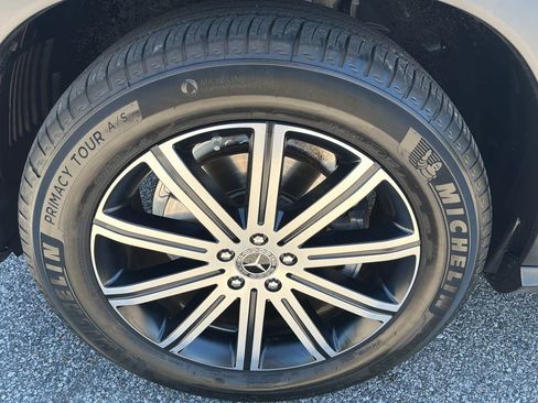 Certified 2025 Mercedes-Benz GLE 350 4MATIC image 15