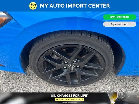 Used 2024 Honda Civic Sport image 6