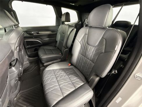 Used 2025 Kia Telluride SX X-Line image 31
