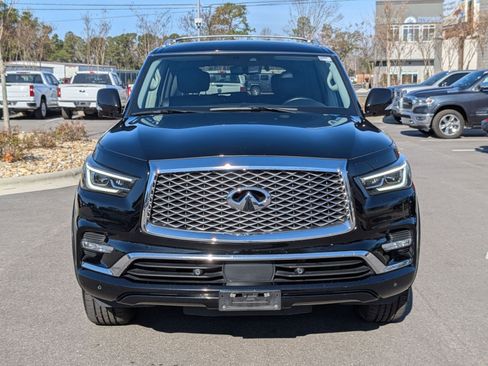 Used 2021 INFINITI QX80 Luxe w/ All-Season Package image 8