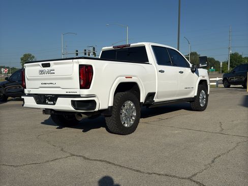 Used 2022 GMC Sierra 2500 Denali w/ Denali Ultimate Package AWD/4WD image 5