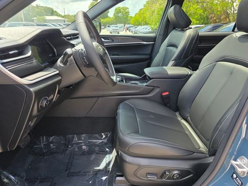 New 2026 Jeep Grand Cherokee L Limited RWD image 14