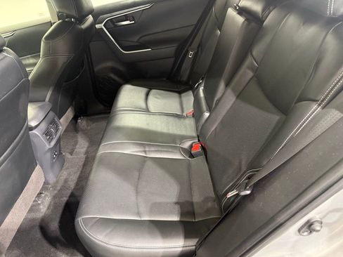 Certified 2019 Toyota RAV4 XLE image 21