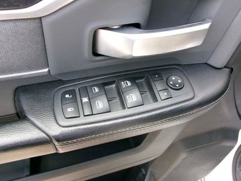 Used 2022 RAM 2500 Big Horn AWD/4WD image 10