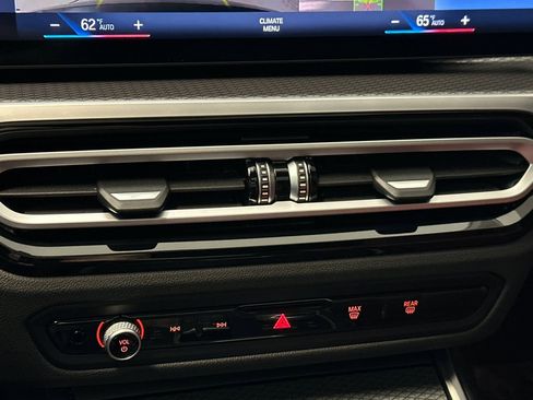 Used 2023 BMW M340i w/ Premium Package image 25