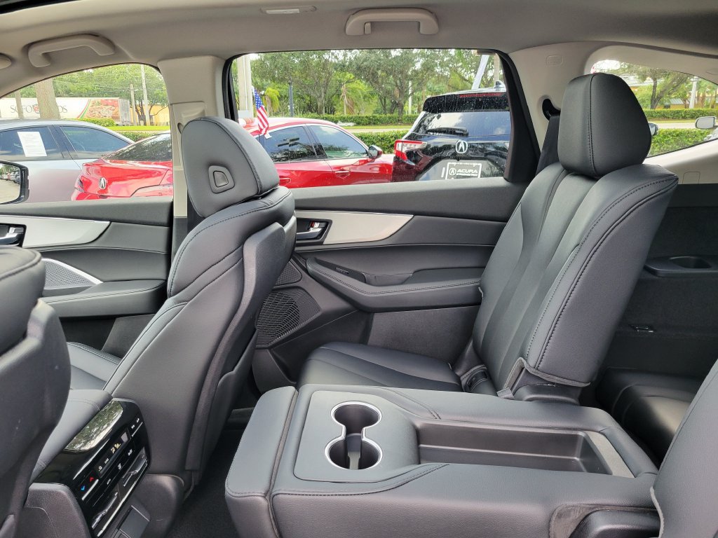 Used 2026 Acura MDX FWD image 12
