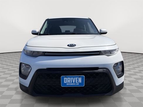 Used 2021 Kia Soul S FWD image 2