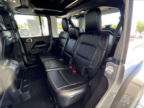 Used 2023 Jeep Wrangler Unlimited Rubicon 392 w/ Trailer Tow Package AWD/4WD image 22
