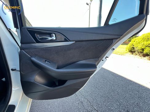 Used 2016 Nissan Maxima SR FWD image 44