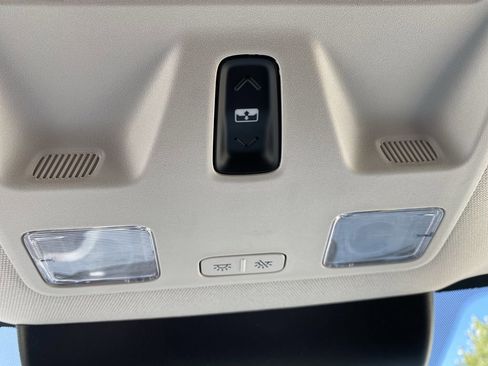 New 2025 Ford Maverick XLT w/ XLT Luxury Package image 32