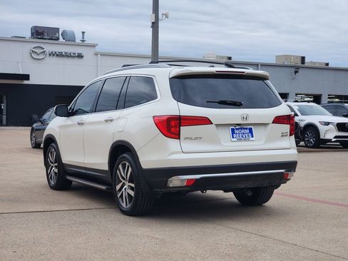 Used 2017 Honda Pilot Elite image 7