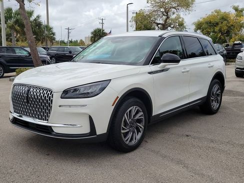 Certified 2023 Lincoln Corsair FWD image 3