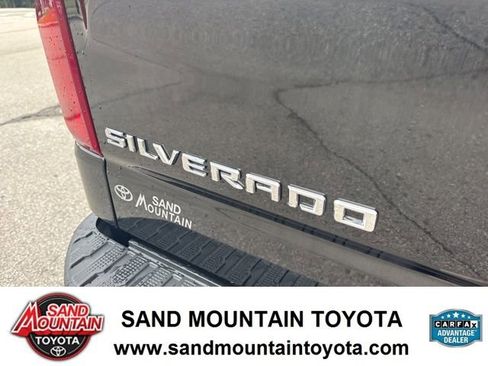 Used 2022 Chevrolet Silverado 1500 High Country w/ High Country Premium Package image 12