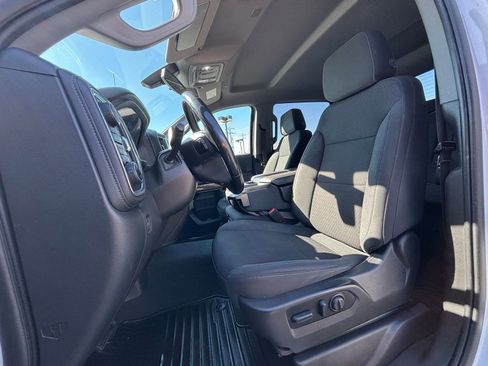 Used 2022 Chevrolet Silverado 1500 RST w/ Z71 Off-Road Package AWD/4WD image 9