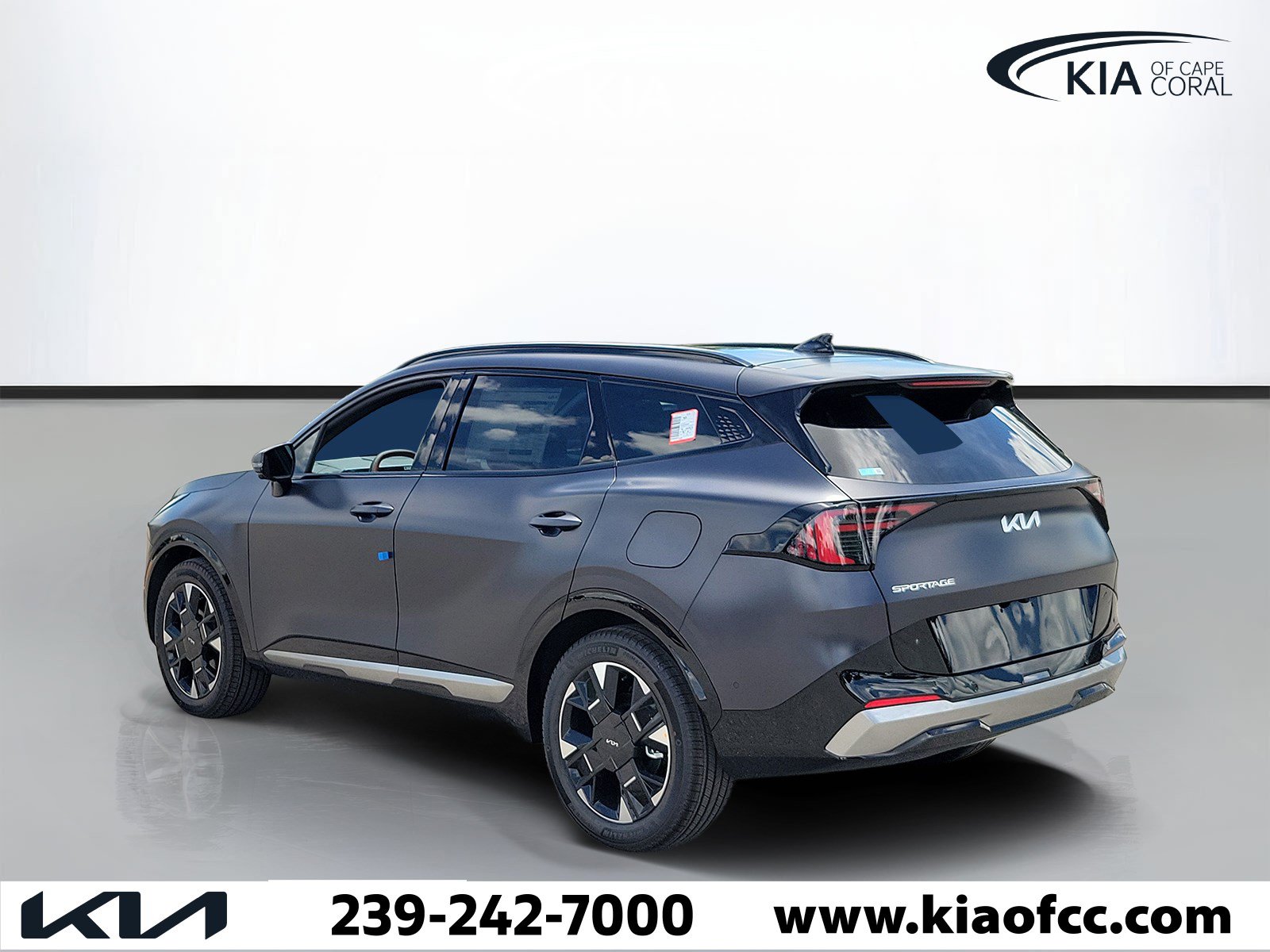 New 2027 Kia Sportage SX FWD image 4
