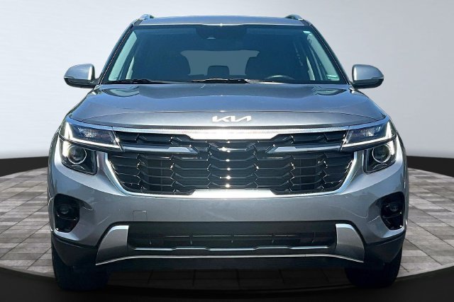 Certified 2026 Kia Seltos S AWD/4WD image 2