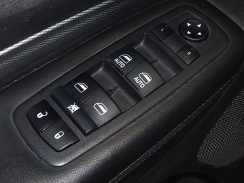 Used 2018 Dodge Durango GT w/ Premium Group image 27