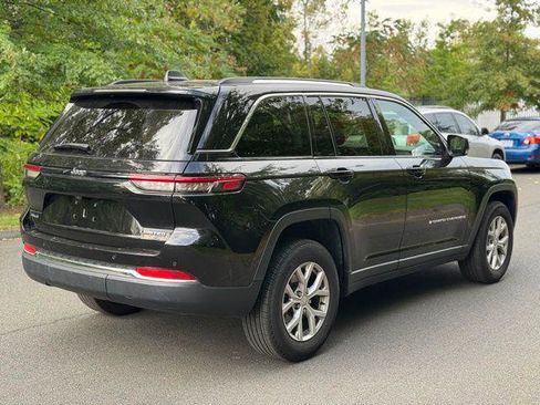 Certified 2022 Jeep Grand Cherokee Limited AWD/4WD image 5