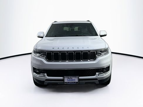 Used 2022 Jeep Wagoneer Series II image 2