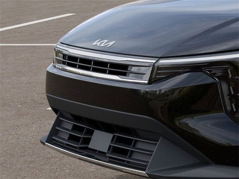 Certified 2025 Kia K4 EX image 12