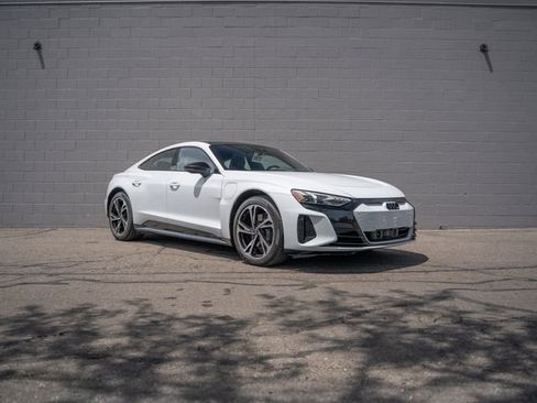 Certified 2023 Audi e-tron GT Premium Plus w/ Performance Package AWD/4WD image 9