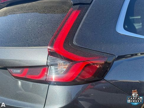 Used 2025 Honda CR-V Sport Touring image 10