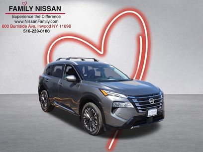 Certified 2025 Nissan Rogue Platinum w/ Platinum Premium Package