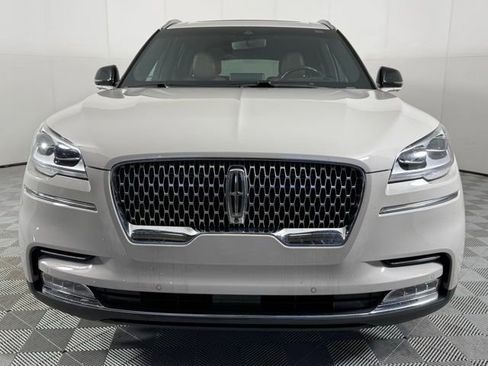 Used 2022 Lincoln Aviator Reserve w/ Equipment Group 201A image 7
