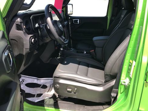 New 2025 Jeep Wrangler Unlimited Rubicon 392 AWD/4WD image 9