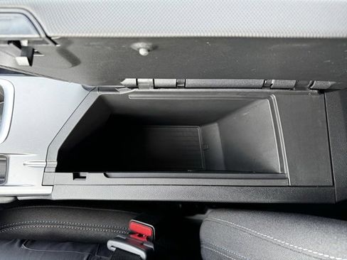 New 2026 Chevrolet Equinox EV LT image 19