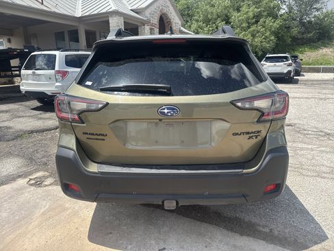 Certified 2024 Subaru Outback Onyx Edition XT AWD/4WD image 4