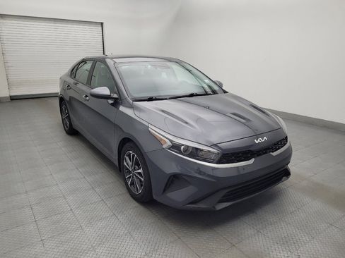 Used 2024 Kia Forte LXS FWD image 13