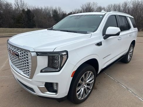 Used 2023 GMC Yukon Denali w/ Denali Reserve Package image 1