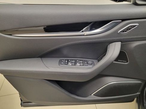 Used 2023 Maserati Levante GT image 30