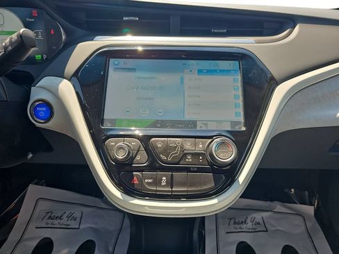 Used 2020 Chevrolet Bolt LT FWD image 20