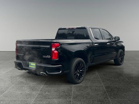 Used 2022 Chevrolet Silverado 1500 High Country w/ Technology Package AWD/4WD image 7