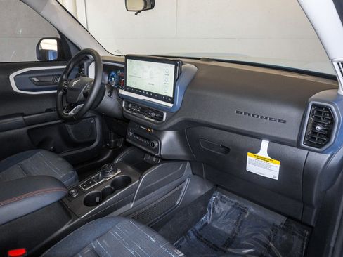New 2025 Ford Bronco Sport Heritage w/ Convenience Package AWD/4WD image 39
