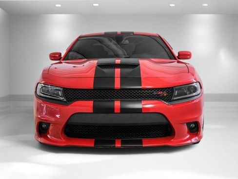 Used 2022 Dodge Charger R/T w/ Performance Handling Group RWD image 4