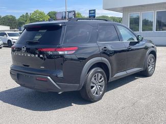 Used 2025 Nissan Pathfinder SV AWD/4WD video 3