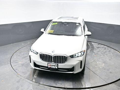 Used 2025 BMW X5 xDrive50e image 39