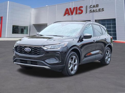 Used 2025 Ford Escape ST-Line AWD/4WD image 1