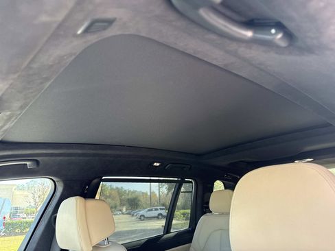 Used 2021 BMW X7 xDrive40i w/ Premium Package image 24