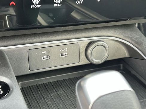 New 2026 Nissan Sentra SR w/ SR Premium Package FWD image 20