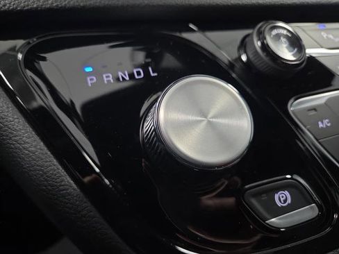 New 2026 Chrysler Pacifica Select w/ S Appearance Package image 20