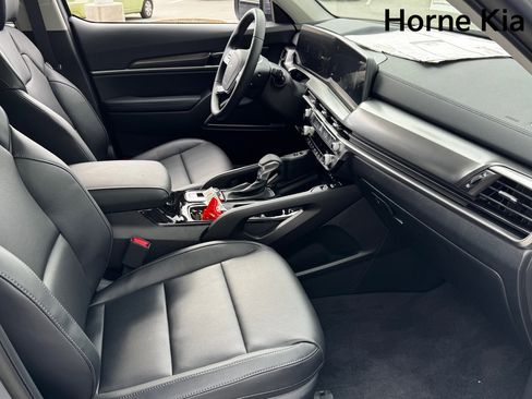 New 2025 Kia Telluride S image 20