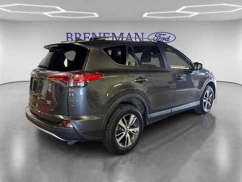Used 2018 Toyota RAV4 XLE w/ Plus Extra Value Package AWD/4WD image 5