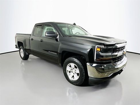 Used 2018 Chevrolet Silverado 1500 LT image 12