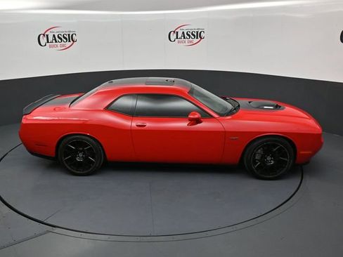 Used 2015 Dodge Challenger R/T image 20