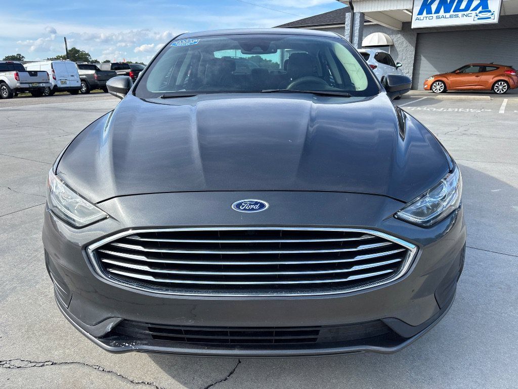 Used 2019 Ford Fusion SE FWD image 10